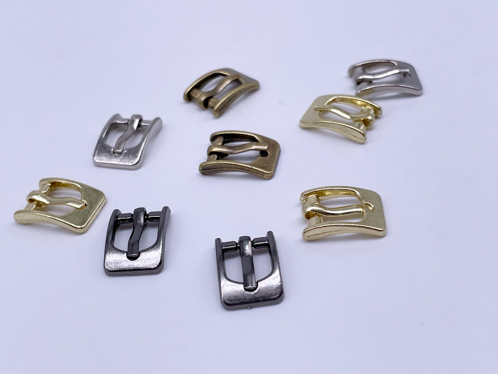 Small metal hot sale buckles