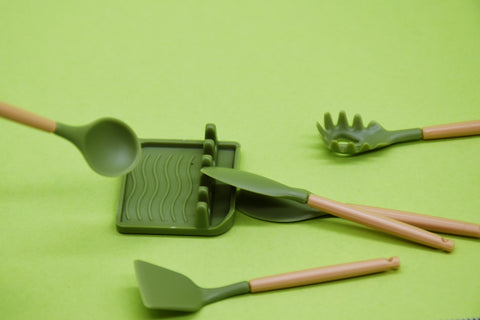 D054 Silicone Look Cooking Kitchen Utensils Spatula Set Dollhouse